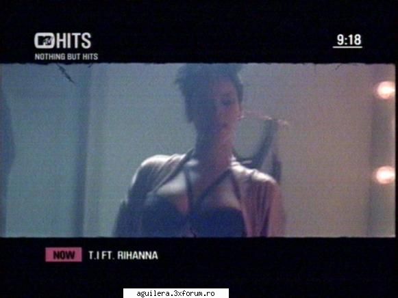 Rihanna - poze,articole aici - V.I.P.�